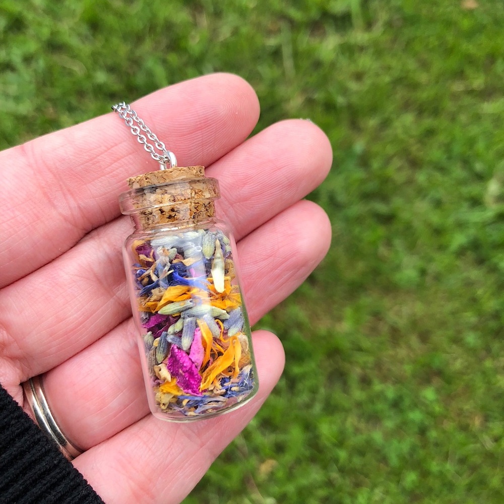 🌿🌸Botanical Garden🌸🌿Dried Flower Boho Necklace - Picture 5 of 6